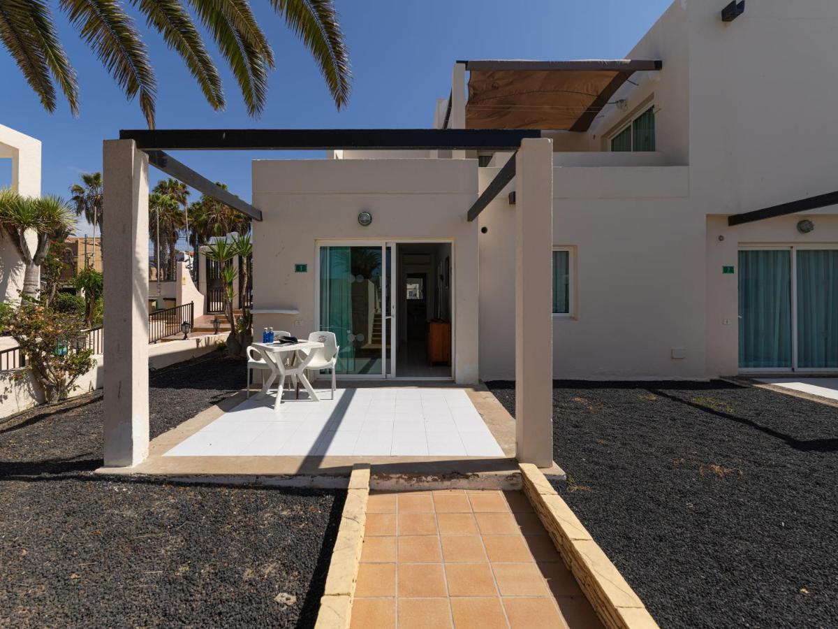 Homeforguest Apartamento 15 Con Terraza Y Piscina En Corralejo Exterior foto