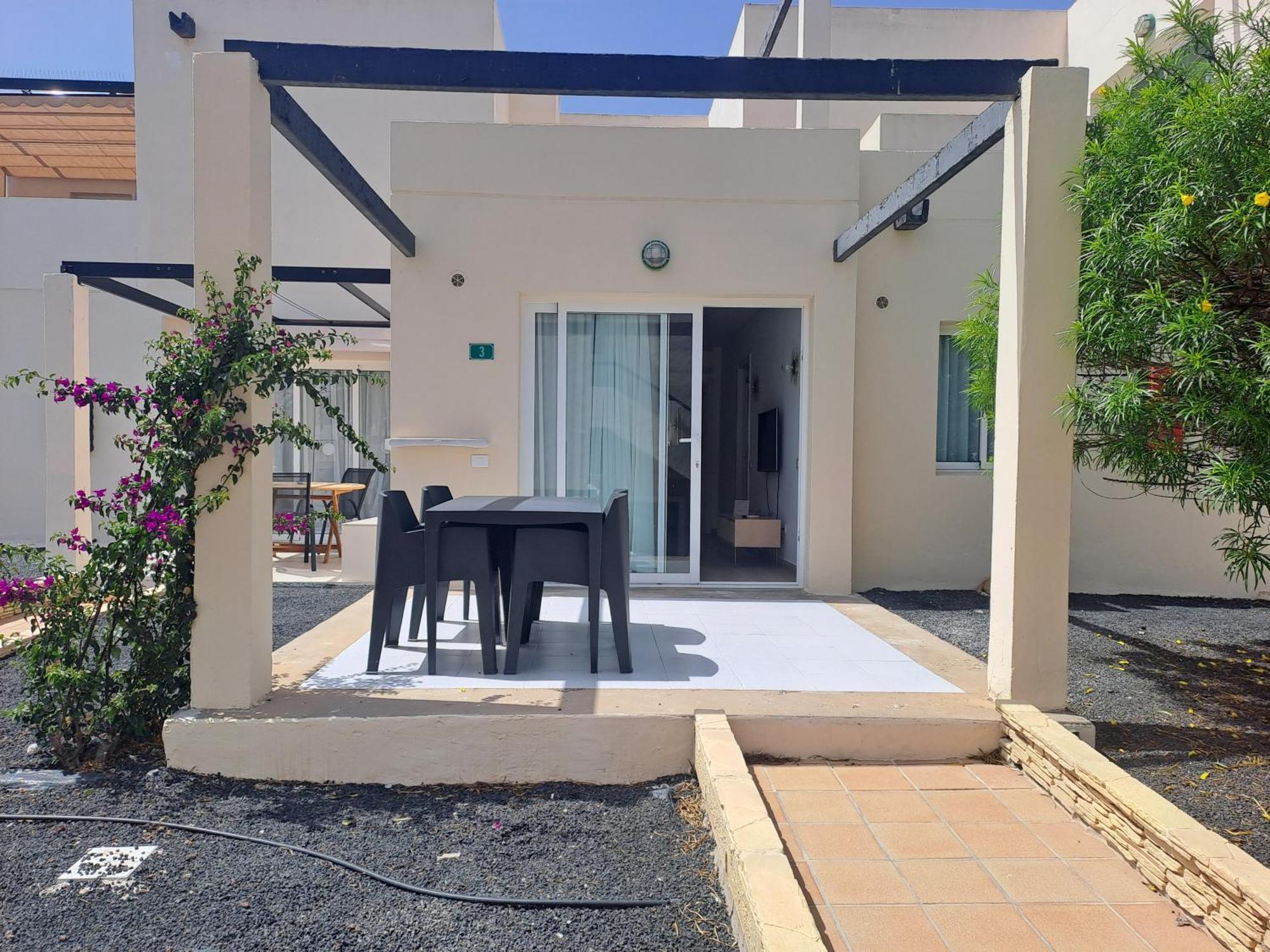 Homeforguest Apartamento 15 Con Terraza Y Piscina En Corralejo Exterior foto